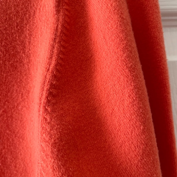 SHU SHU Orange V Neck Sweater, XL - Picture 4 of 5